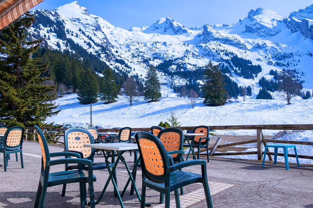 village vacances la clusaz les confins azureva terrasse hiver